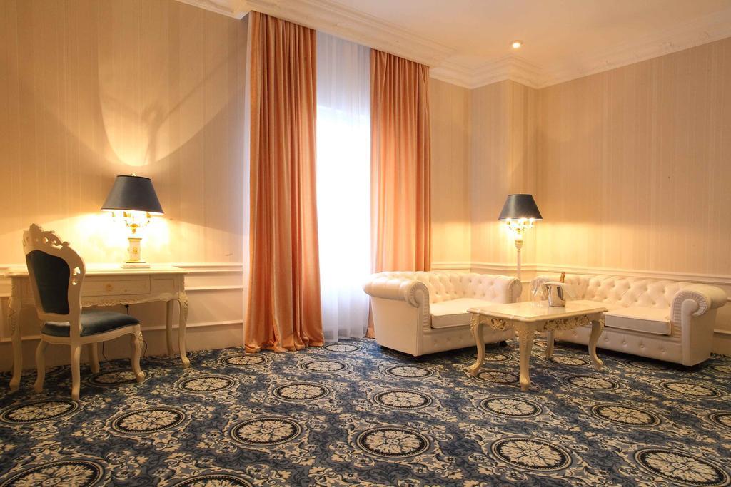 Royal Congress Hotel Kiev Habitación foto